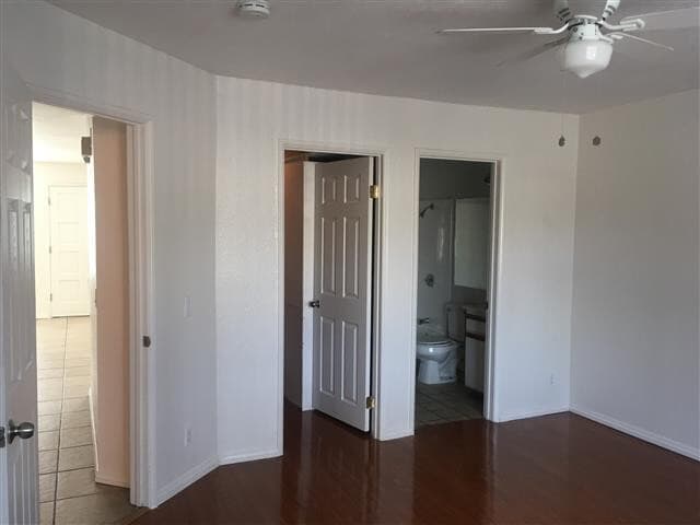 Building Photo - Gated Upstairs 2BD/2BA Condo, 2 Gated Rese...