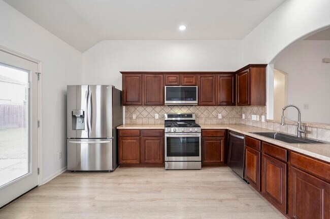 Building Photo - 21810 Mansfield Bluff Ln