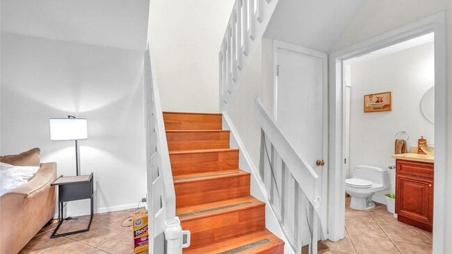 Building Photo - 3655 Cocoplum Cir
