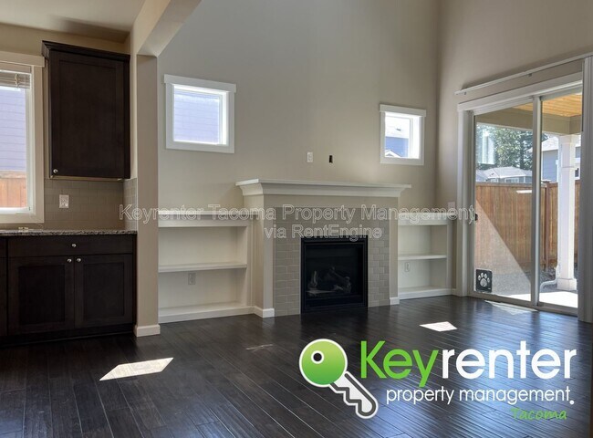 Building Photo - 16128-16181 81 Ave E