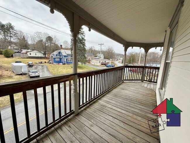 Building Photo - 4 Cogswell St