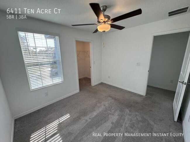 Building Photo - 6411 Ten Acre Ct