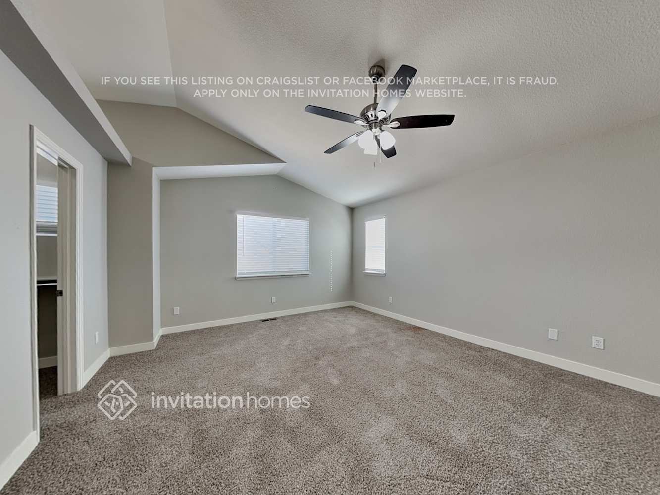 Building Photo - 8332 Meadowcrest Dr