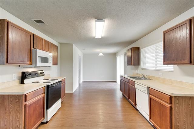Building Photo - 937 Canary Dr