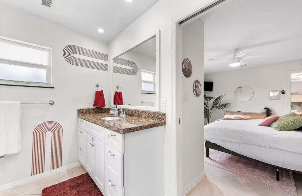 Building Photo - 3351 NW 67th St