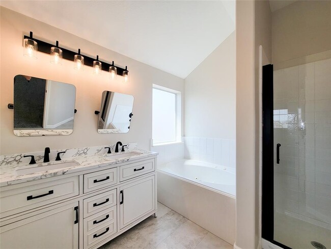 Building Photo - 21539 Kings Bend Dr