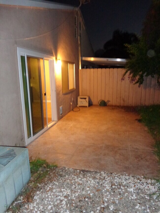 Building Photo - MOVE-IN SPECIAL FOR JULY - 3 Br 2 ba with ...