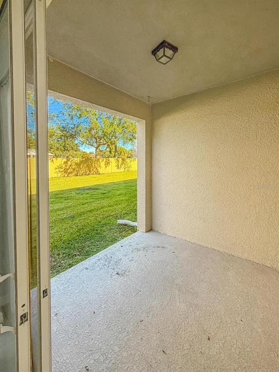 Building Photo - 1735 Kato Wy