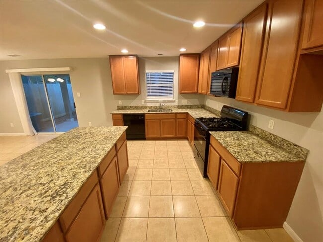 Building Photo - 16013 Sweetwater Fields Ln