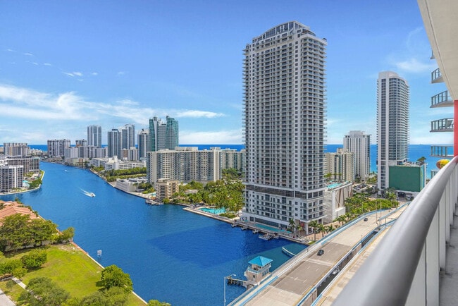 Building Photo - 1180 E Hallandale Beach Blvd