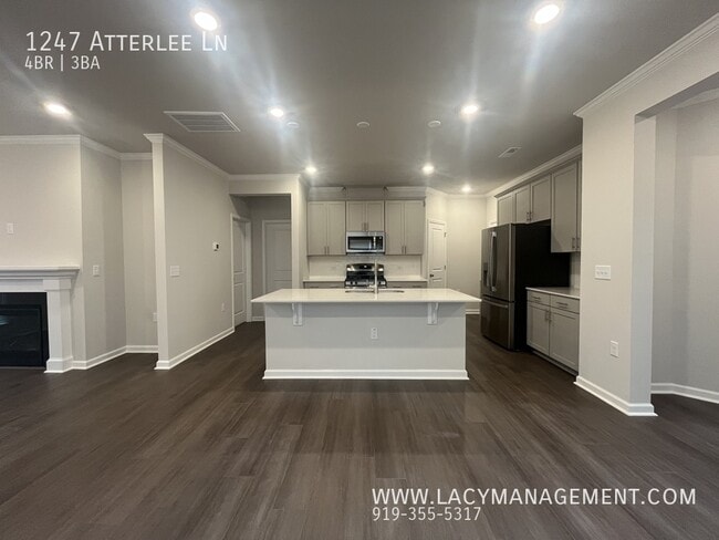 Building Photo - 1247 Atterlee Ln