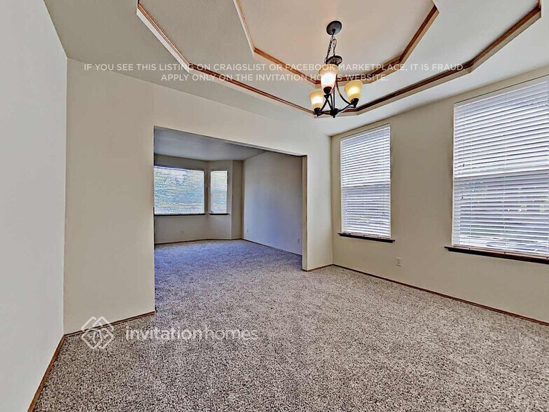 Building Photo - 35353 11th Ct SW