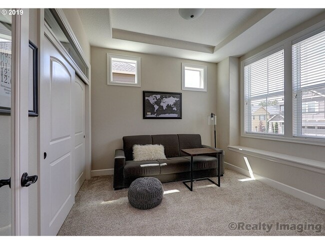 Building Photo - FOR RENT UNFURNISHED: Beautifully maintained 2015 Noyes-built home, 5 bed, 3 bath, 2 car garage w...