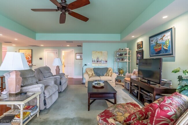 Building Photo - 300 3rd Ave S