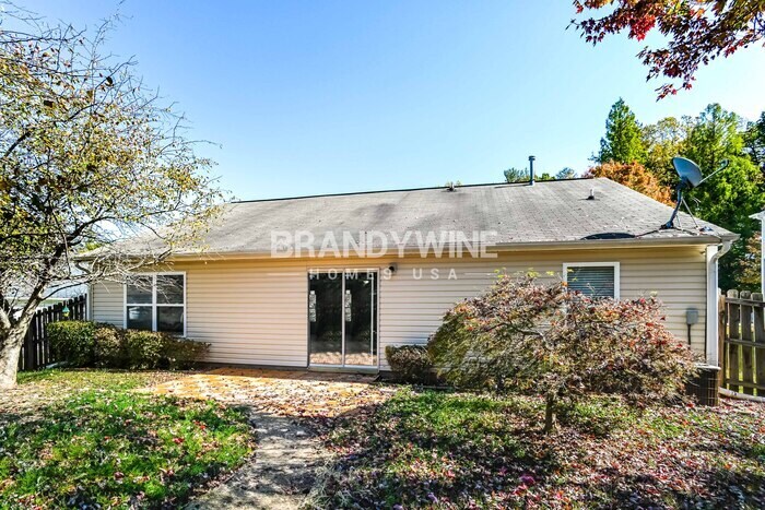 Building Photo - 12819 Old Iron Ln