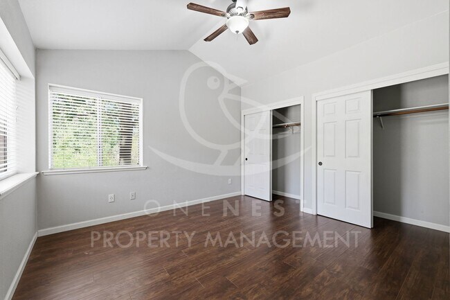 Building Photo - Charming and thoughtfully upgraded 3-bedroom, 2-bathroom single-level