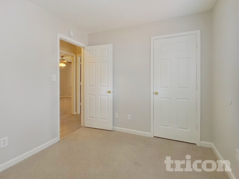 Building Photo - 97 Pastel Ct