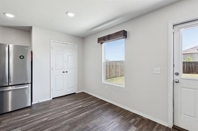 Building Photo - 1305 Vernon Dr