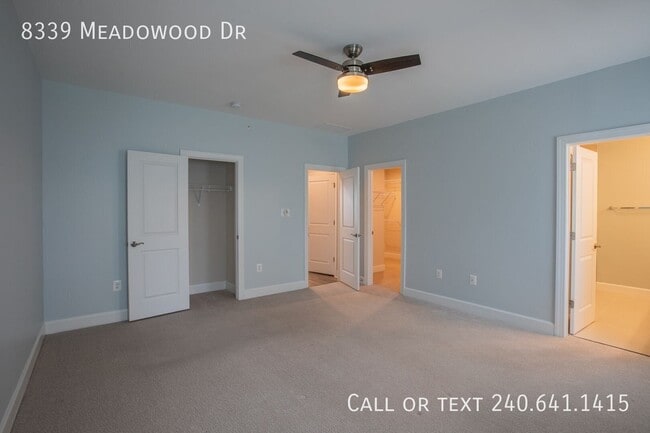 Building Photo - 8339 Meadowood Dr