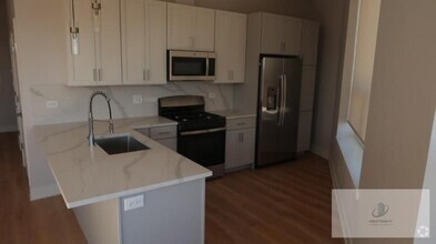 Building Photo - 2 bedroom in CHICAGO IL 60630