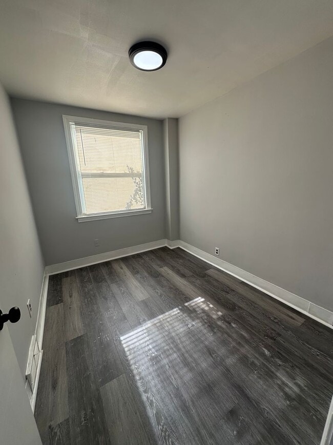 Building Photo - 612 MacDade Blvd