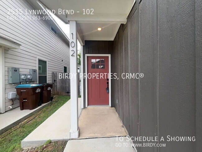 Building Photo - 2515 Lynwood Bnd