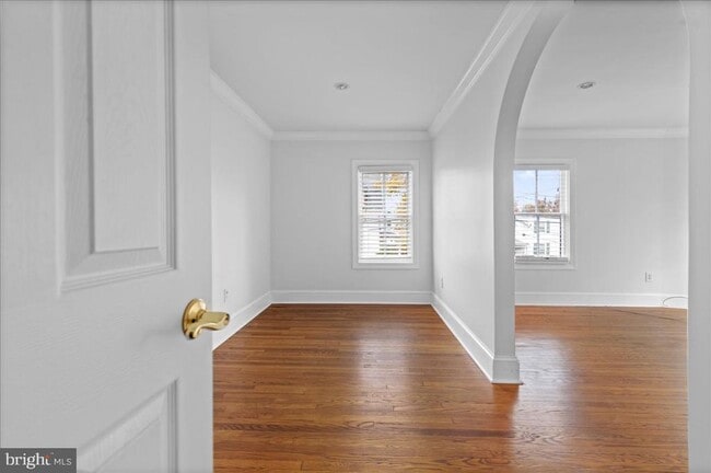 Building Photo - 182 W Court St