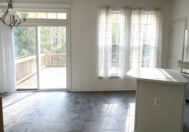 Building Photo - Stunning 3-bedroom, 2.5-bathroom home located in the desirable Abingdon, MD