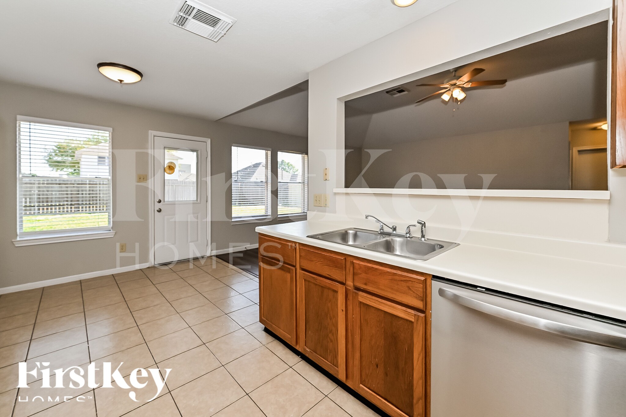 Building Photo - 8222 Sanford St