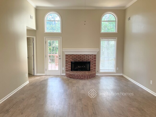 Building Photo - 2151 Vintage Oaks Dr