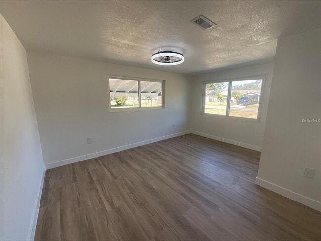 Building Photo - 117 Deen Blvd