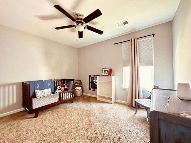 Building Photo - 4536 Briarwood Dr