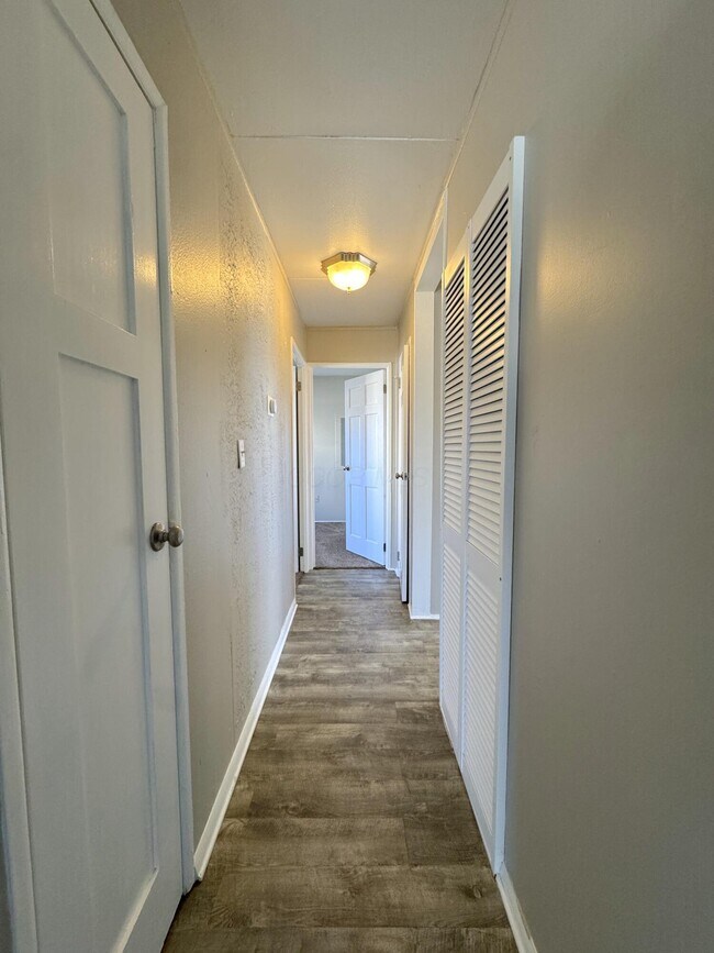 Building Photo - 2656 Glenbar Ct