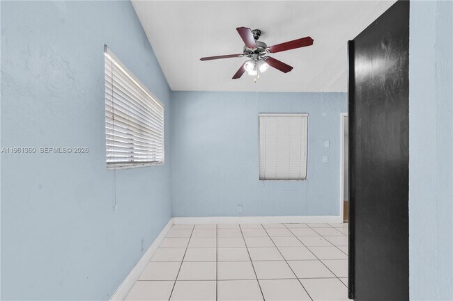 Building Photo - 11535 Lincoln Blvd