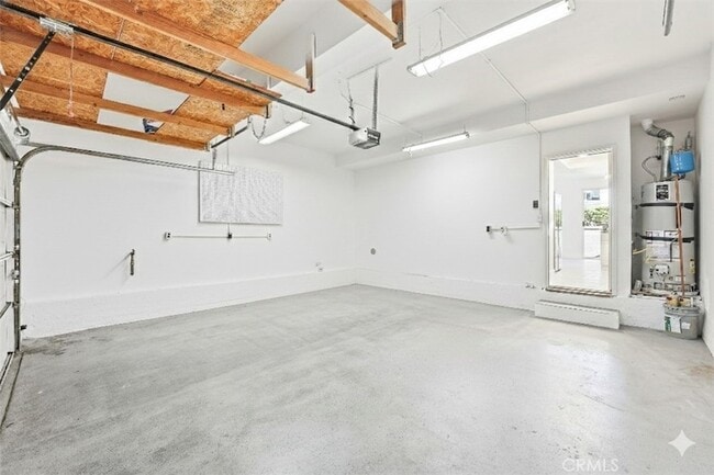 Building Photo - 2 Carlsbad Ln