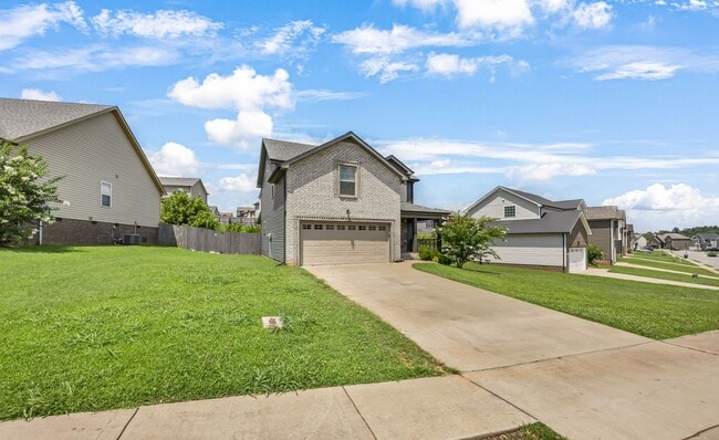 Building Photo - 843 Crestone Ln