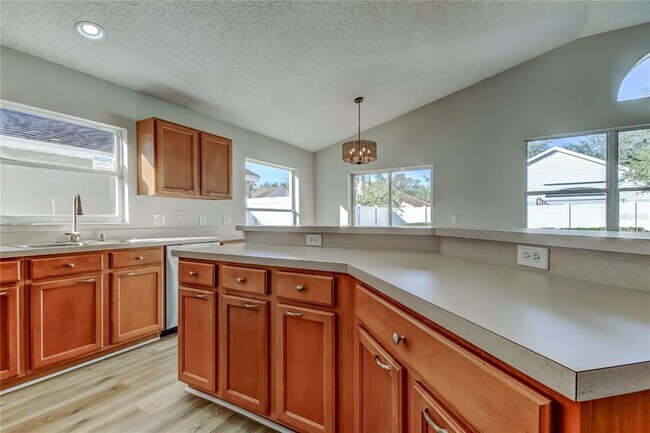 Building Photo - 13431 White Elk Loop