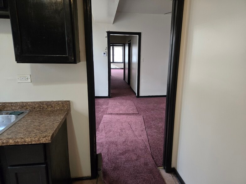 Building Photo - 6329 S Loomis Blvd