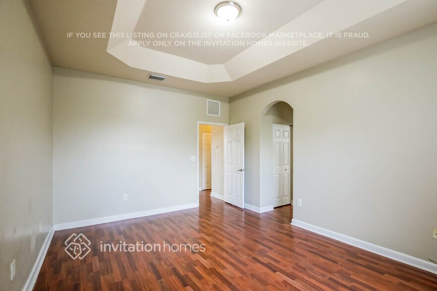 Building Photo - 13009 SW 132nd Terrace