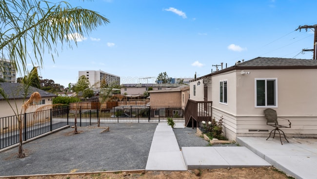 Building Photo - Homes on F &amp; 15th