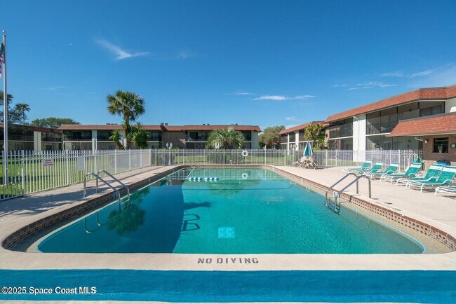 Building Photo - 200 St Lucie Ln