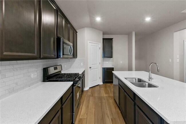 Building Photo - 1540 Homestead Farms Dr