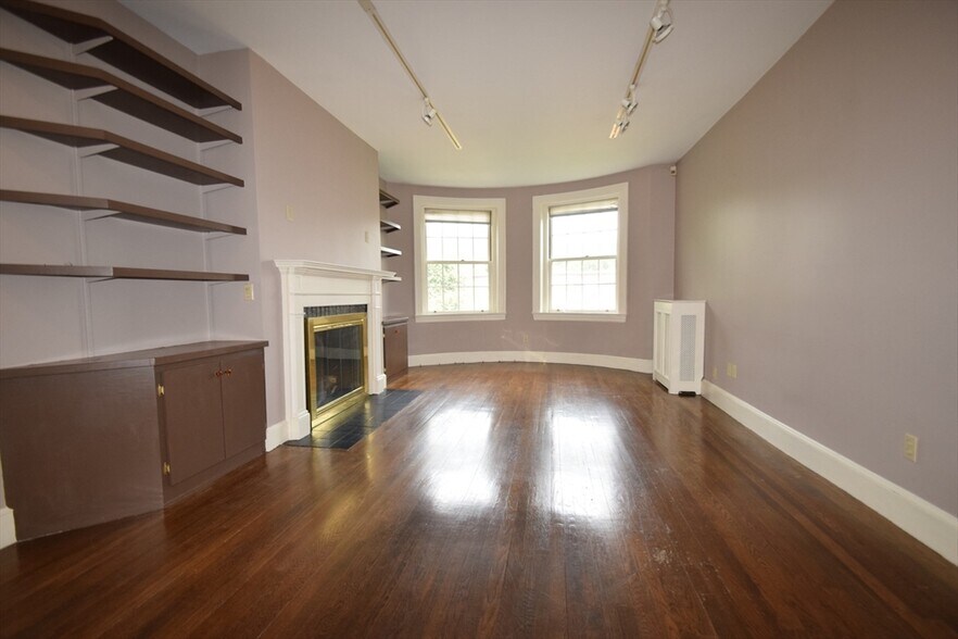 Building Photo - 141 Beaconsfield Rd