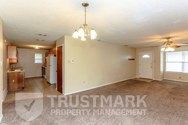 Building Photo - 2110 El Dorado Dr