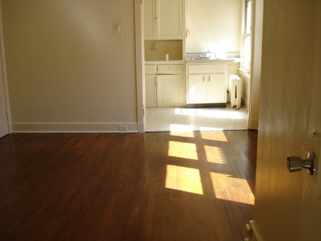 Building Photo - 5854 Forbes Ave