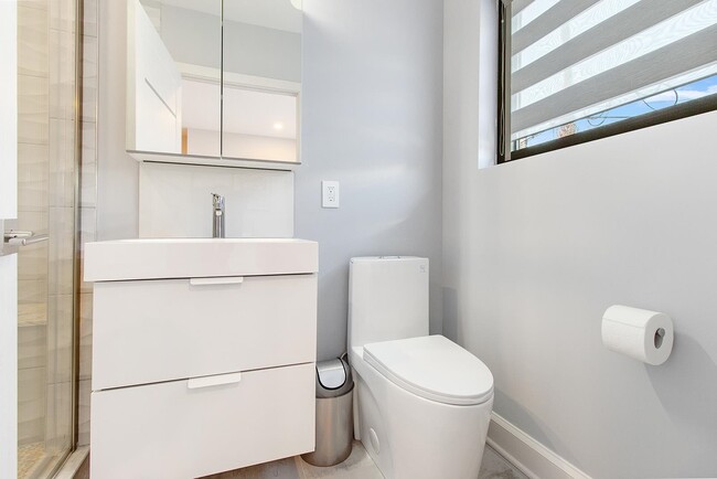 Building Photo - 5501 John F. Kennedy Blvd