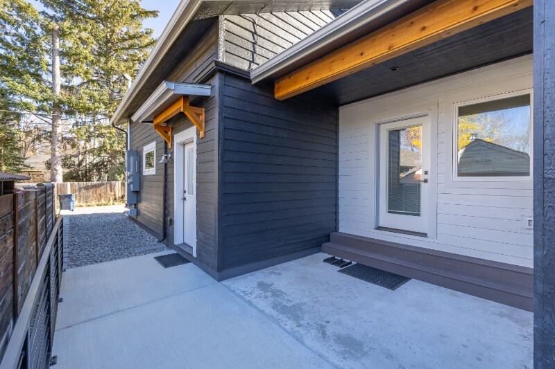 Building Photo - 410 S 9th Ave