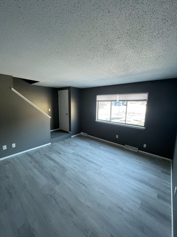 Building Photo - 3211 Schuetzen Ln