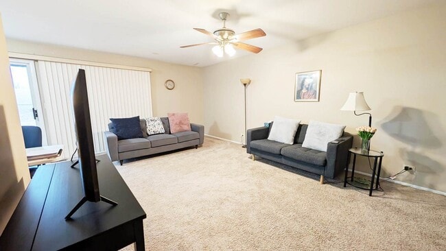 Building Photo - 602 Hanover Ct