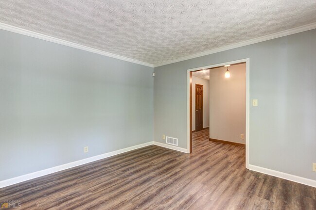 Building Photo - 130 Aspen Way